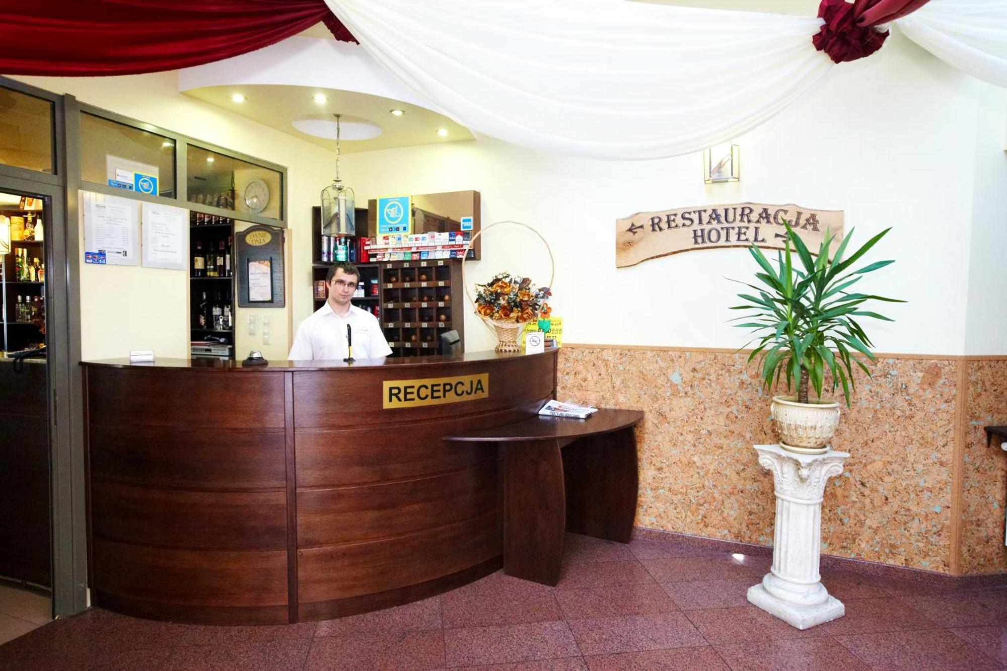 Hotel Dukat Biala Podlaska Luaran gambar
