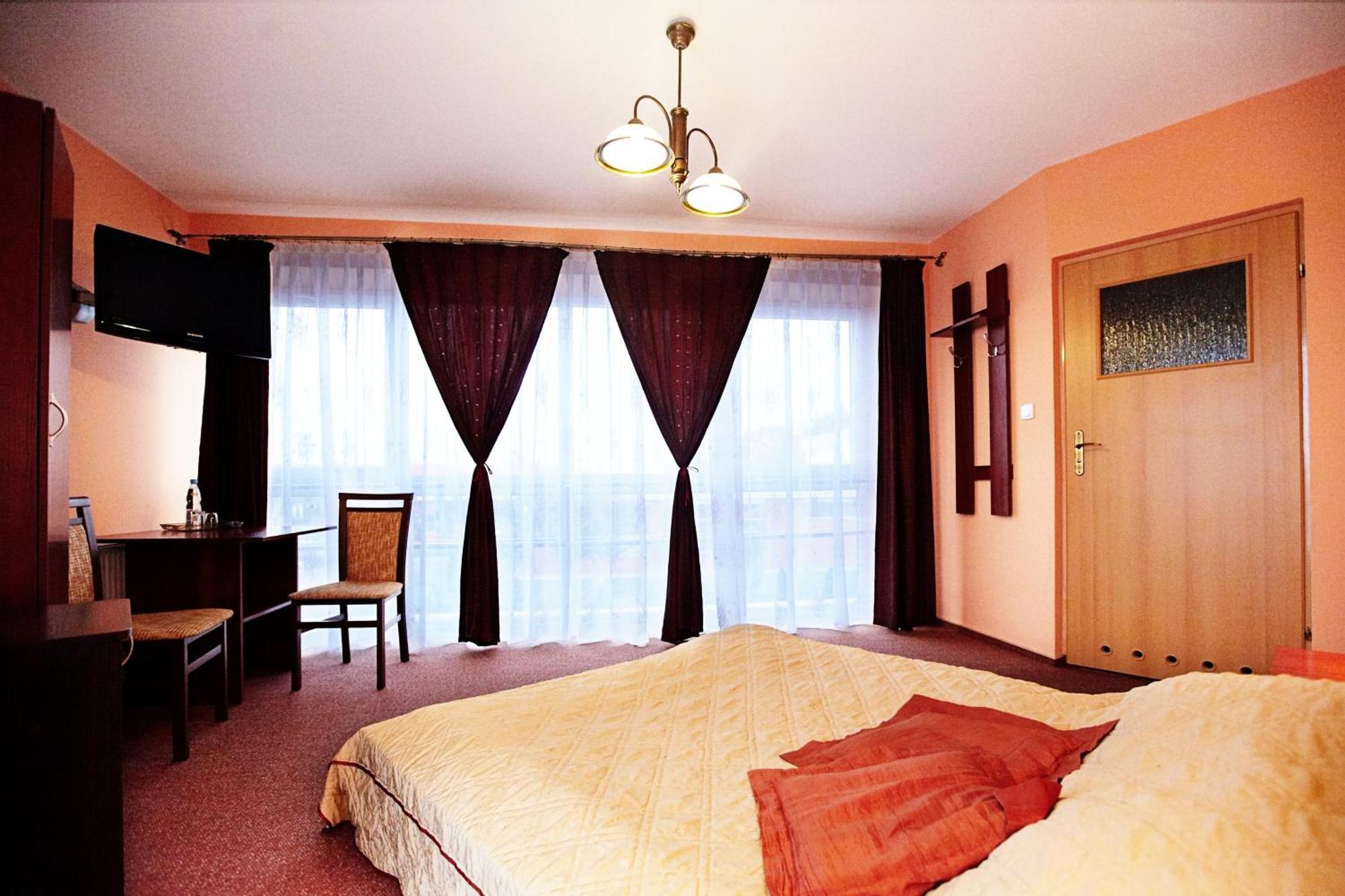 Hotel Dukat Biala Podlaska Luaran gambar