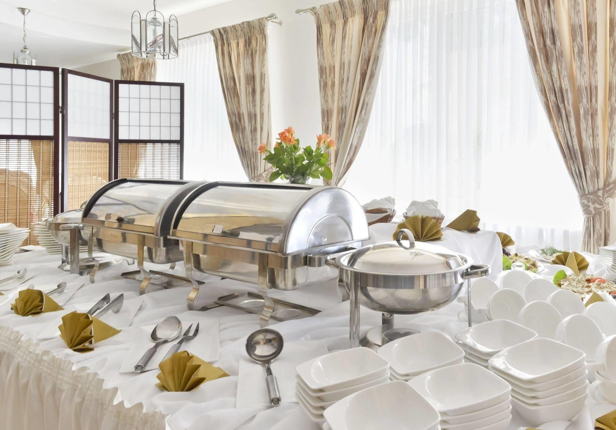 Hotel Dukat Biala Podlaska Luaran gambar