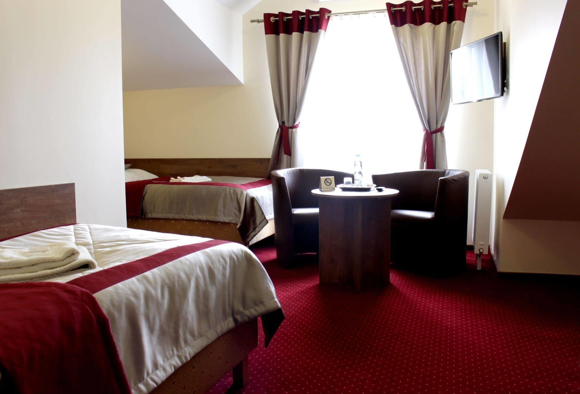 Hotel Dukat Biala Podlaska Luaran gambar
