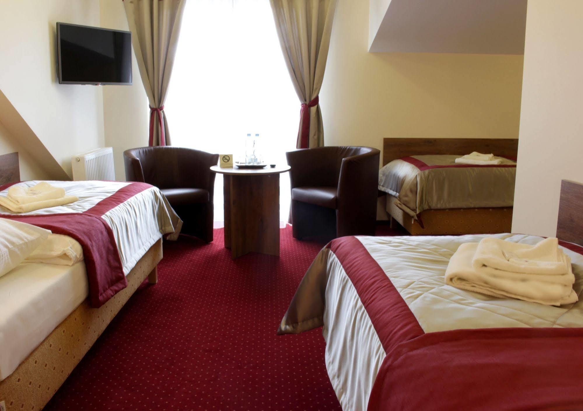 Hotel Dukat Biala Podlaska Luaran gambar