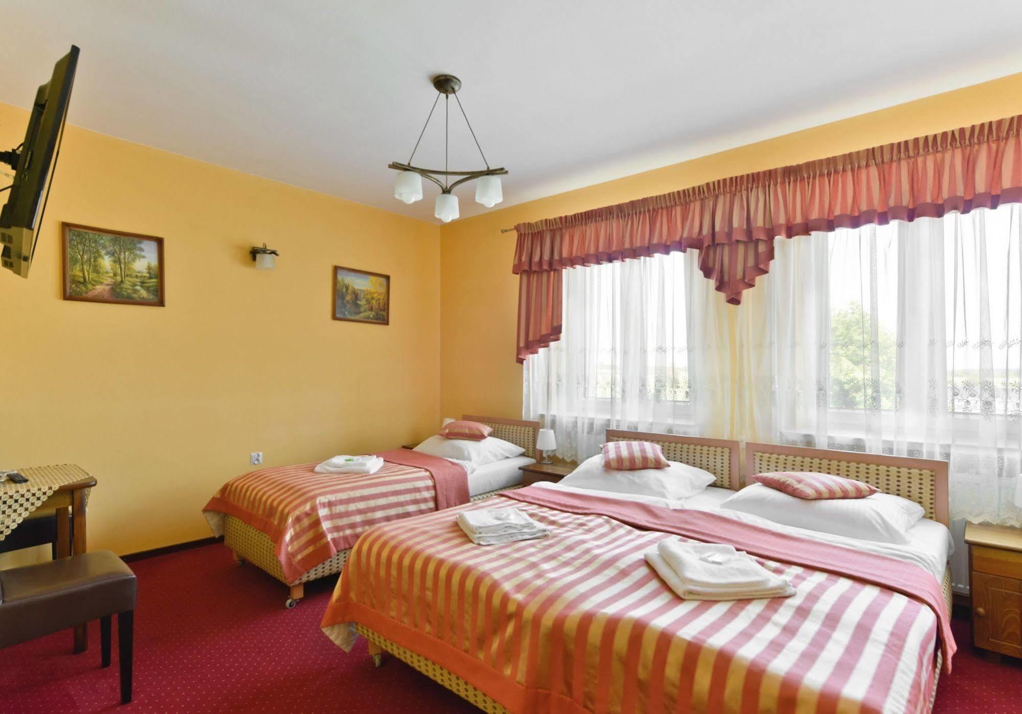 Hotel Dukat Biala Podlaska Luaran gambar