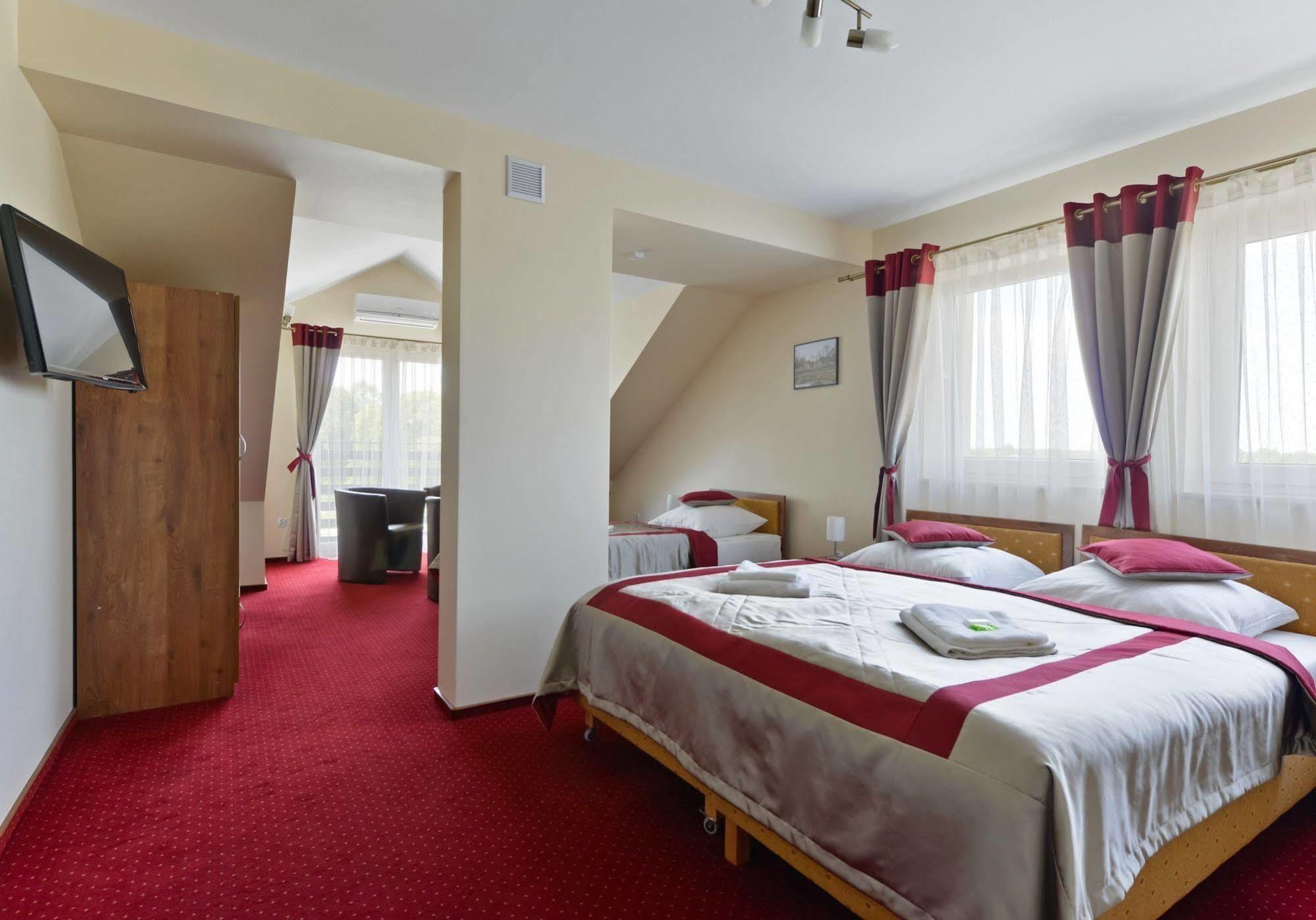Hotel Dukat Biala Podlaska Luaran gambar